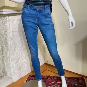 Harlow Mid Rise Skinny Jeans